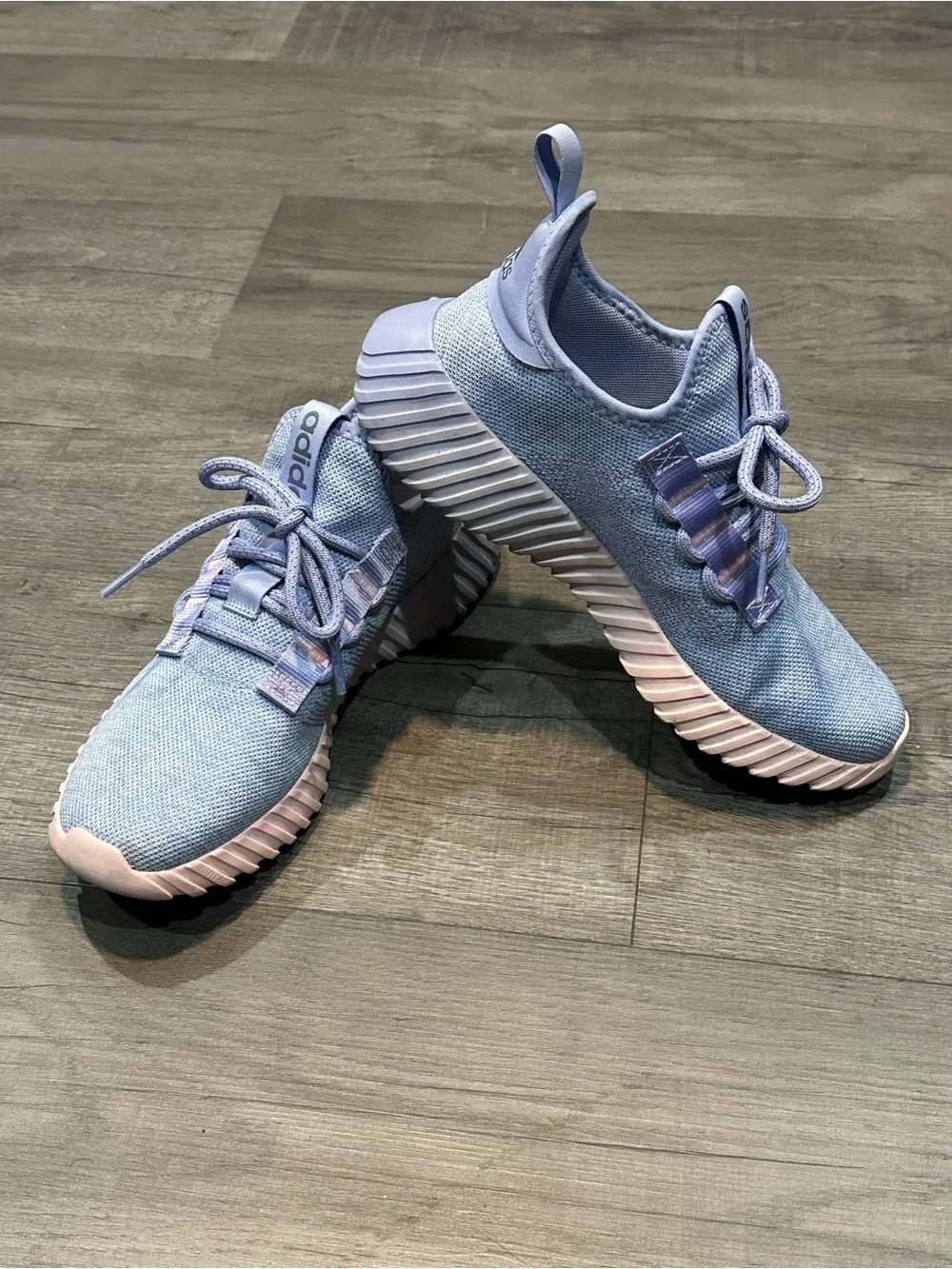 adidas women’s Kaptir flow shoes size 9.5